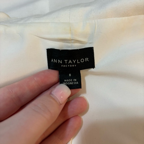 Ann Taylor Factory Women's Size 8 White Collared 3/4 Length Sleeve Blazer Jacket - Picture 6 of 8